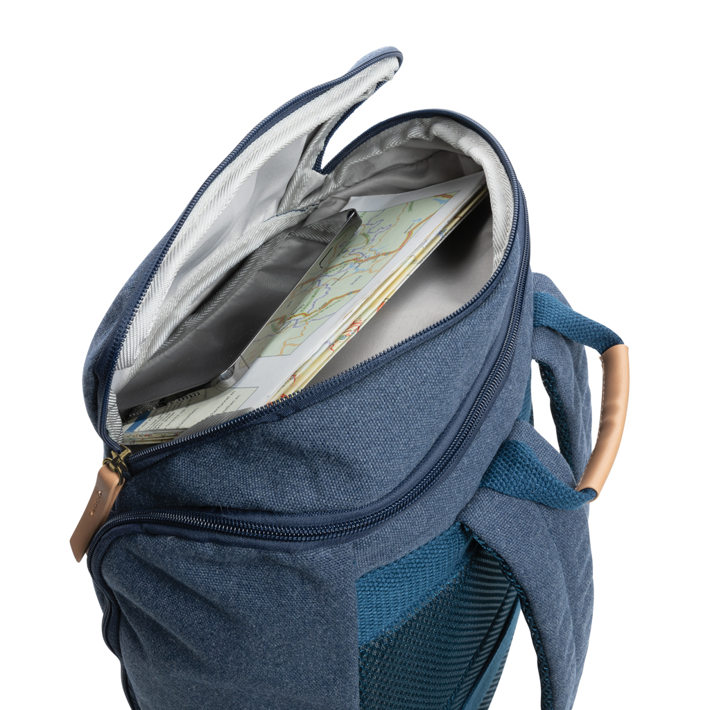 Impact AWARE™ 16 oz. r recyceltem canvas 15" Laptop-Rucksack